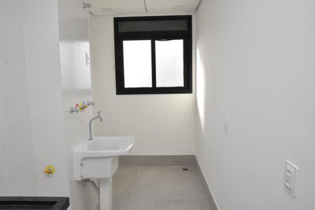 banheiro da suite de apartamento à venda com 1 quarto, 50m² em Parque do Colégio, Jundiaí