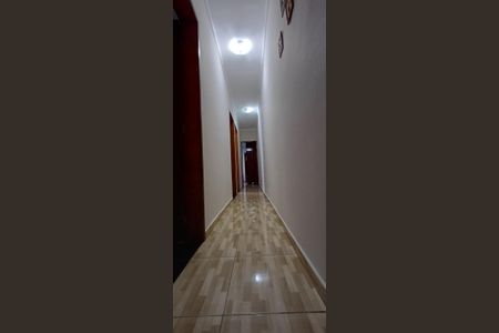 Corredor de casa à venda com 3 quartos, 80m² em Vila Elze, São Paulo