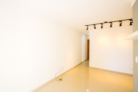 Sala de apartamento para alugar com 2 quartos, 55m² em Jardim do Estádio, Santo André