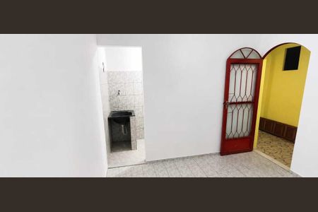 Sala/Cozinha de kitnet/studio para alugar com 1 quarto, 30m² em Inhoaíba, Rio de Janeiro