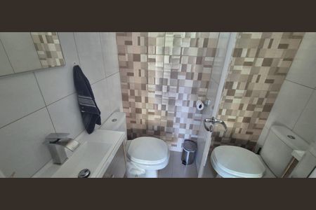 Banheiro de casa para alugar com 3 quartos, 120m² em Loteamento Jardim Timbaúva, Gravataí