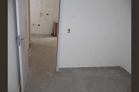 Quarto 1 de apartamento à venda com 2 quartos, 36m² em Vila Elze, São Paulo