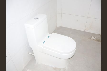 Banheiro de apartamento à venda com 2 quartos, 36m² em Vila Elze, São Paulo