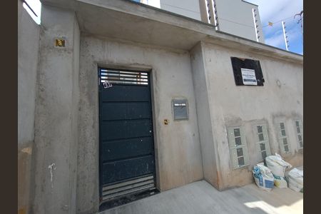 Fachada e portaria de apartamento à venda com 2 quartos, 36m² em Vila Elze, São Paulo