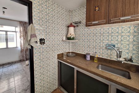 Cozinha de apartamento à venda com 2 quartos, 44m² em Largo do Barradas, Niterói