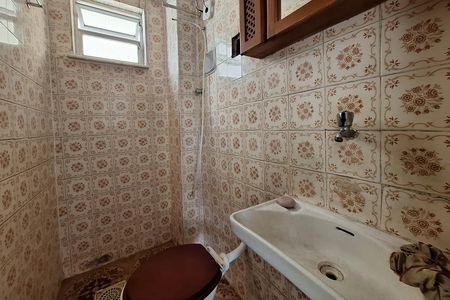 Banheiro de apartamento à venda com 2 quartos, 44m² em Largo do Barradas, Niterói