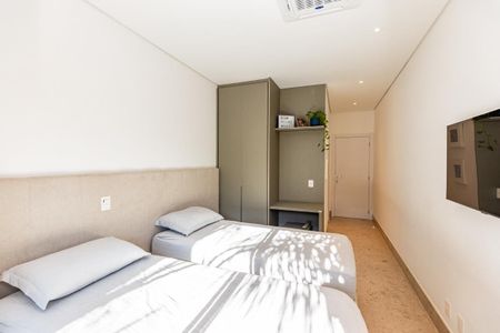 Casa de Condomínio à venda com 3 quartos, 536m² em Jardim Petropolis, São Paulo