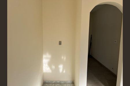 Casa para alugar com 110m², 3 quartos e 3 vagas Casa para alugar com 110m², 3 quartos e 3 vagasCorredor