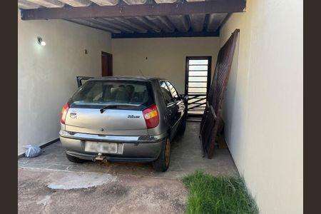 Garagem de casa para alugar com 3 quartos, 110m² em Carajás, Uberlândia