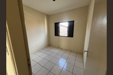 Casa para alugar com 110m², 3 quartos e 3 vagas Casa para alugar com 110m², 3 quartos e 3 vagasQuarto