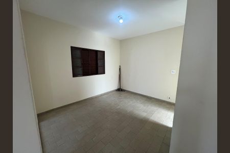 Sala de casa para alugar com 3 quartos, 110m² em Carajás, Uberlândia