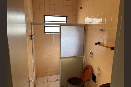 Casa para alugar com 110m², 3 quartos e 3 vagas Casa para alugar com 110m², 3 quartos e 3 vagasBanheiro