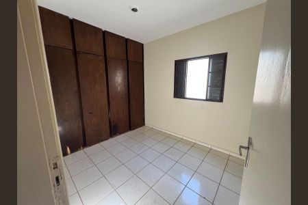Quarto de casa para alugar com 3 quartos, 110m² em Carajás, Uberlândia