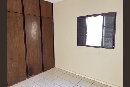 Casa para alugar com 110m², 3 quartos e 3 vagas Casa para alugar com 110m², 3 quartos e 3 vagasQuarto