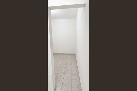Sala de kitnet/studio para alugar com 1 quarto, 30m² em Inhoaíba, Rio de Janeiro