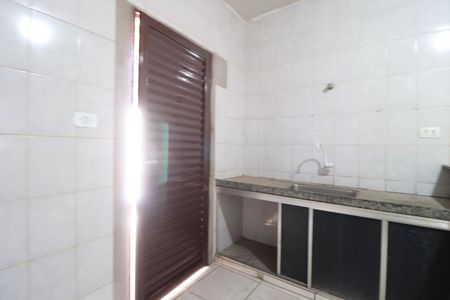 Cozinha de casa para alugar com 3 quartos, 150m² em Santa Mônica, Uberlândia