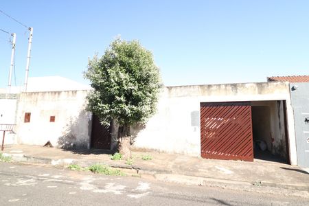 Fachada de casa para alugar com 3 quartos, 150m² em Santa Mônica, Uberlândia