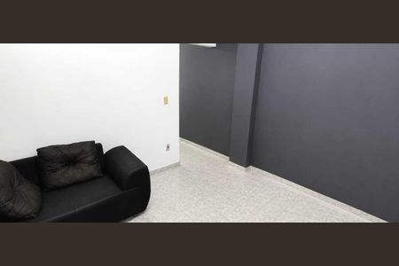 Sala de kitnet/studio para alugar com 1 quarto, 30m² em Inhoaíba, Rio de Janeiro