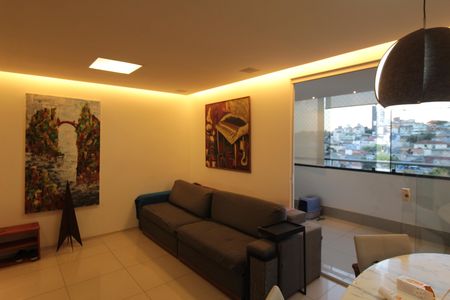 Apartamento à venda com 3 quartos, 85m² em Itamarati, Belo Horizonte