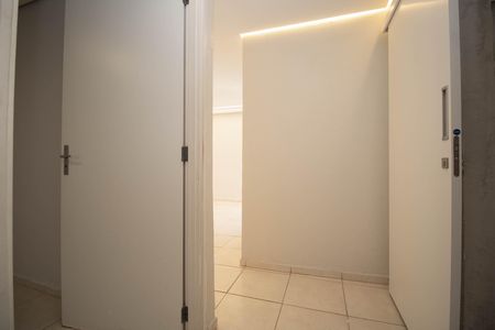 Corredor de apartamento para alugar com 2 quartos, 60m² em Paranoa, Brasília