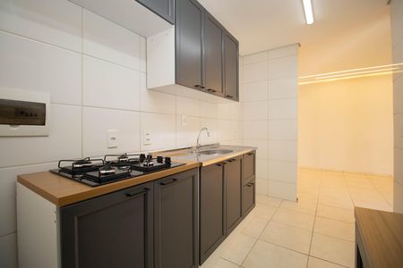 Cozinha e Área de Serviço de apartamento para alugar com 2 quartos, 60m² em Paranoa, Brasília