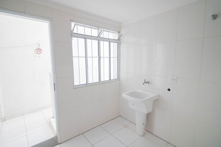 ÁREA DE SERVIÇO de apartamento para alugar com 2 quartos, 60m² em Vila Guaca, São Paulo