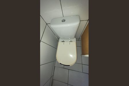 Banheiro de casa à venda com 3 quartos, 250m² em Jardim Catarina, São Paulo