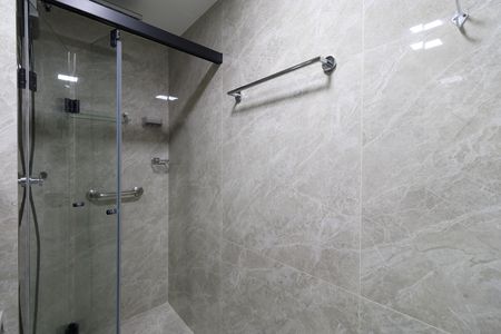 Banheiro  de apartamento para alugar com 1 quarto, 36m² em Lapa, São Paulo