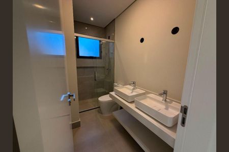 Casa à venda com 195m², 3 quartos e 2 vagas