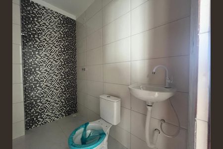 Banheiro de apartamento para alugar com 1 quarto, 32m² em Vila Centenario, São Paulo