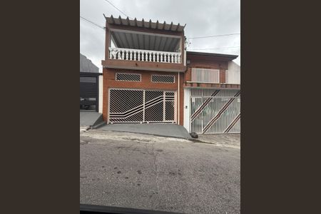Fachada de casa para alugar com 3 quartos, 150m² em Cidade São Francisco, São Paulo