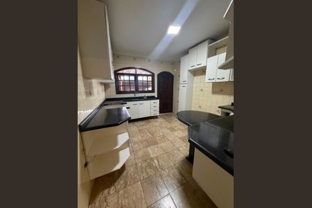 Cozinha de casa para alugar com 3 quartos, 150m² em Cidade São Francisco, São Paulo