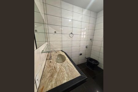 Banheiro de casa para alugar com 3 quartos, 150m² em Cidade São Francisco, São Paulo