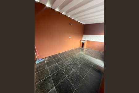 Área externa de casa para alugar com 3 quartos, 150m² em Cidade São Francisco, São Paulo