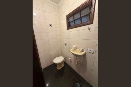 Banheiro de casa para alugar com 3 quartos, 150m² em Cidade São Francisco, São Paulo