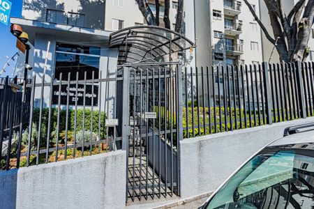 Apartamento para alugar com 50m², 1 quarto e sem vaga Apartamento para alugar com 50m², 1 quarto e sem vagaFachada