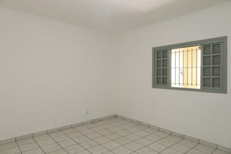 Quarto 1 de casa para alugar com 4 quartos, 110m² em Jardim das Camelias, São Paulo