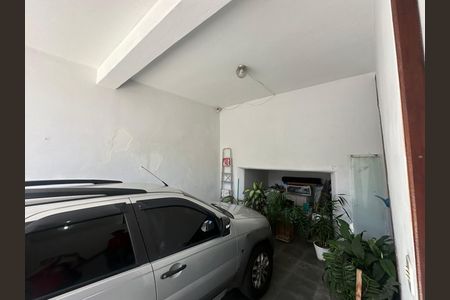 Garagem de casa à venda com 4 quartos, 233m² em Parque dos Camargos, Barueri