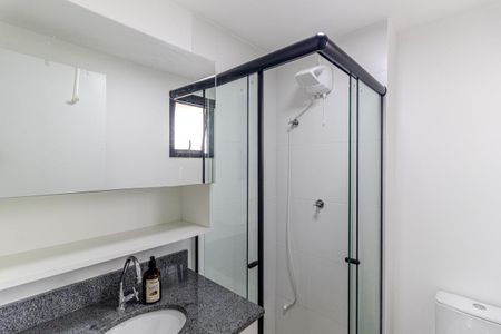 Banheiro de kitnet/studio para alugar com 1 quarto, 24m² em Campos Elíseos, São Paulo