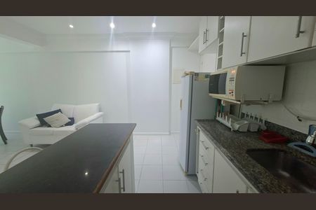 Cozinha  de apartamento para alugar com 1 quarto, 50m² em Pituba, Salvador