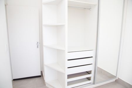 Quarto 2 de apartamento para alugar com 3 quartos, 107m² em Setor Sul, Goiânia