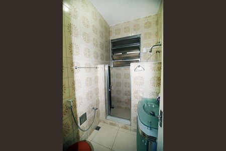 Banheiro social de casa para alugar com 2 quartos, 77m² em Penha, Rio de Janeiro