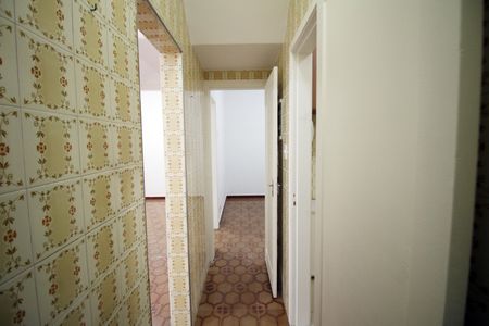 Corredor de casa para alugar com 2 quartos, 77m² em Penha, Rio de Janeiro