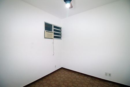 Quarto 2 de casa para alugar com 2 quartos, 77m² em Penha, Rio de Janeiro