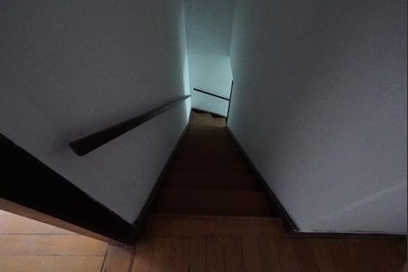 Escada de casa para alugar com 3 quartos, 140m² em Vila Mariana, São Paulo
