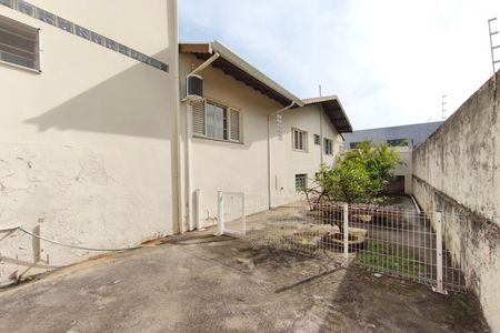 Casa para alugar com 250m², 4 quartos e 3 vagas Casa para alugar com 250m², 4 quartos e 3 vagasQuintal