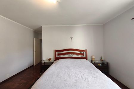 Casa para alugar com 250m², 4 quartos e 3 vagas Casa para alugar com 250m², 4 quartos e 3 vagasSuíte 3