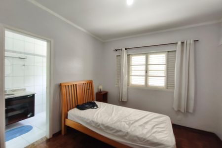 Casa para alugar com 250m², 4 quartos e 3 vagas Casa para alugar com 250m², 4 quartos e 3 vagasSuíte 2