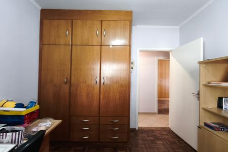 Casa para alugar com 250m², 4 quartos e 3 vagas Casa para alugar com 250m², 4 quartos e 3 vagasQuarto