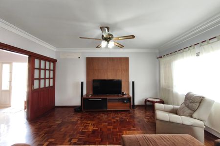 Sala de TV de casa para alugar com 4 quartos, 250m² em Jardim das Bandeiras, Campinas